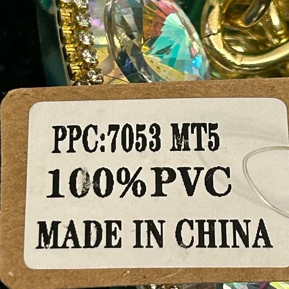 3 am USA Mix Tone Jelly Textured Crossbody Bag Approx. w/Charm 10 x 7 x 3.5 - Picture 13 of 17